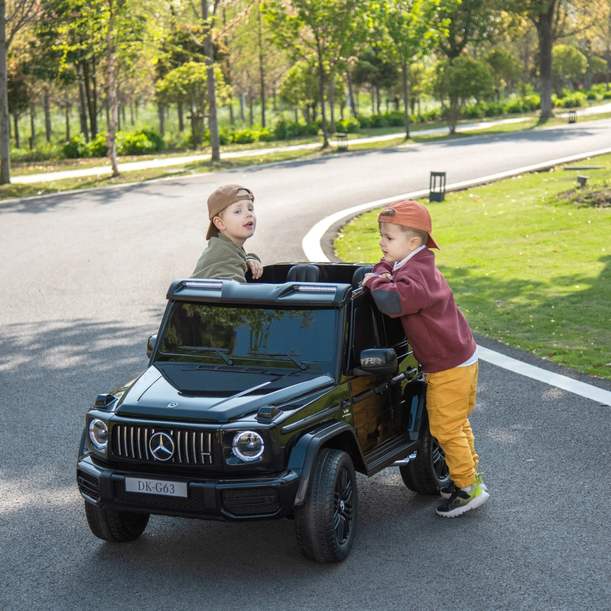 Freddo Kids Mercedes G-Wagon 24V 2-Seater Ride-On Car